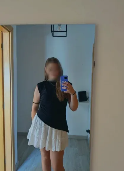 Elena, 18