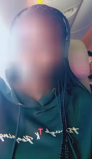 Mira, 23