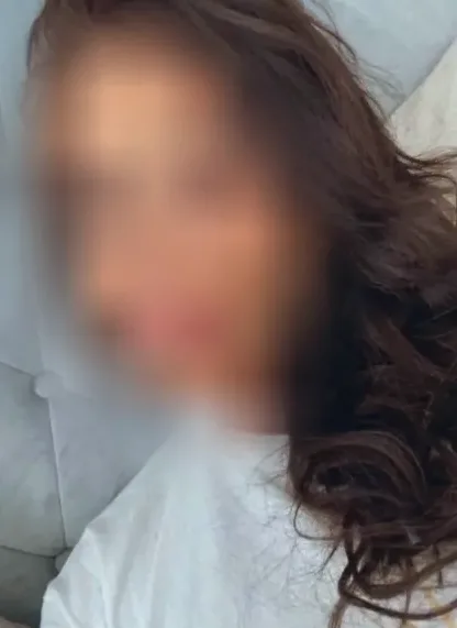 Thea, 33